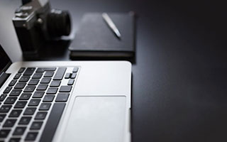 九游娱乐-英超激烈争夺，豪门战火升腾