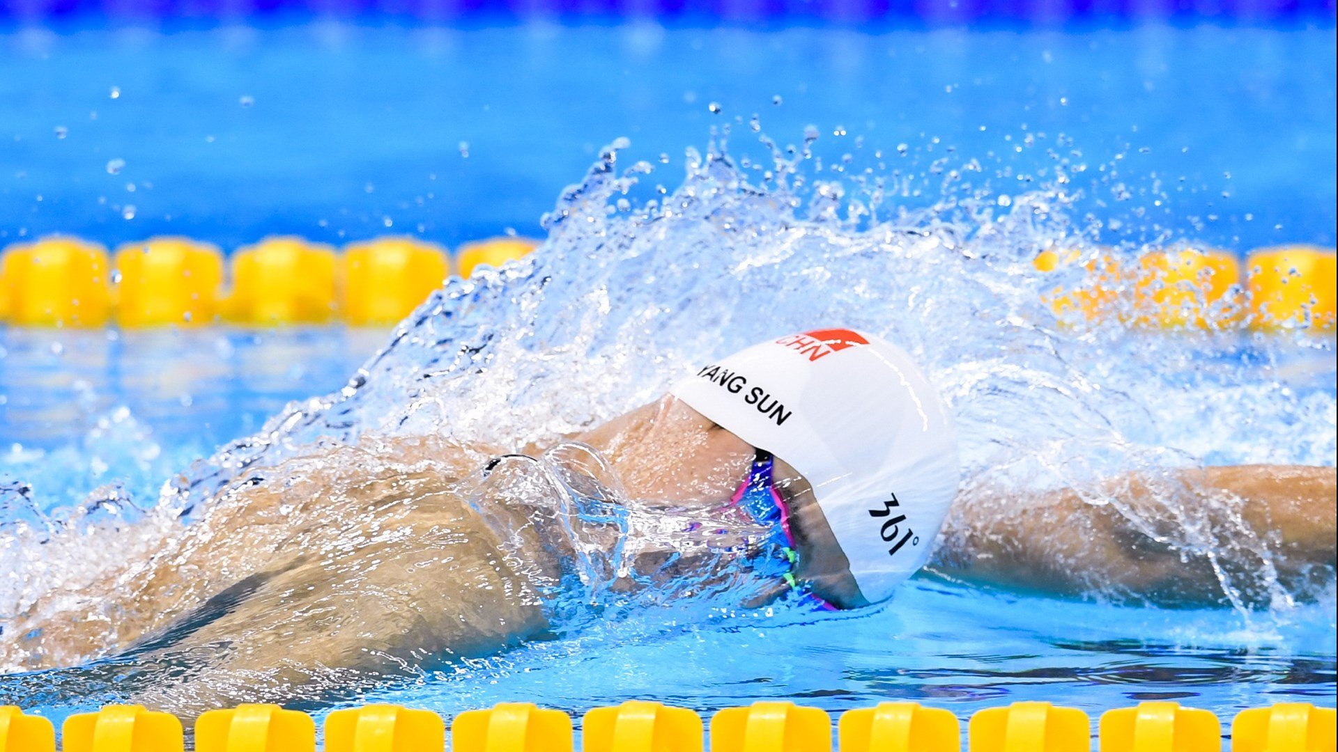 覃海洋爆发力强劲 一触即发,覃海洋照片